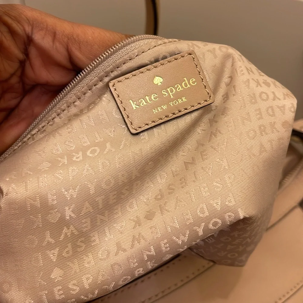 Kate Spade please check all picture of condition - Picture 15 of 17